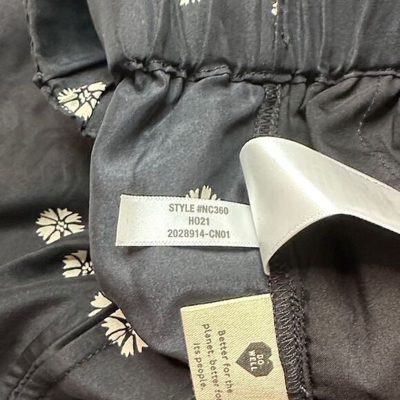 Madewell Black SilK Pants with White Floral Pattern Size Small - Picture 10 of 11